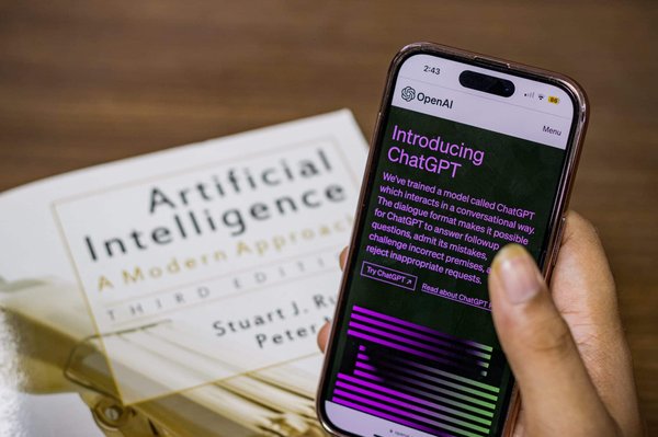 ChatGPT-3 vs ChatGPT-4 : comparaison des fonctionnalités et des performances